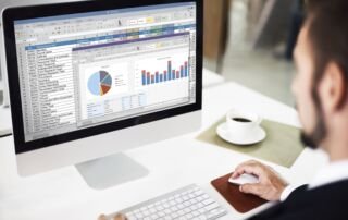 Laporan Keuangan Tinggal Klik, Urus Bisnis Jadi Lebih Gampang dengan Accurate Online