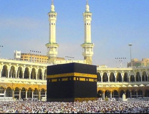 Paket Umrah dan Nonton Timnas Jadi Tren, Accurate Online Bantu Bisnis Travel Umrah Kelola Keuangan